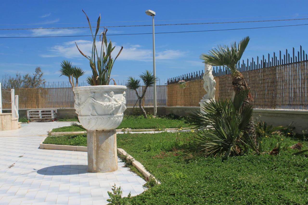 Casa Viky Hotel Бари Екстериор снимка